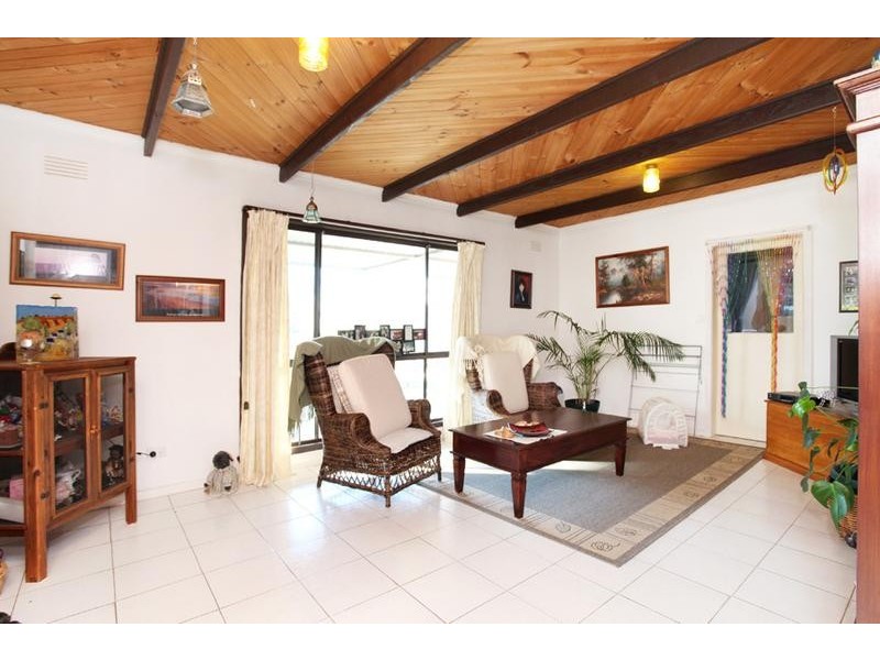 8 Kookaburra Street, Altona VIC 3018