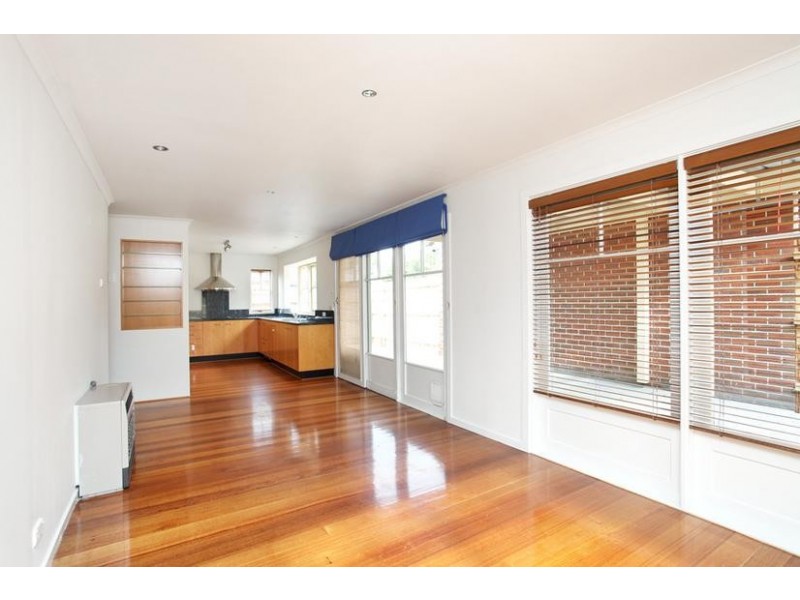 15 Emu Avenue, Altona VIC 3018