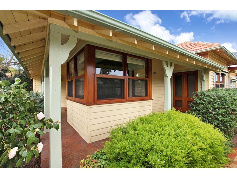 15 Emu Avenue, Altona VIC 3018