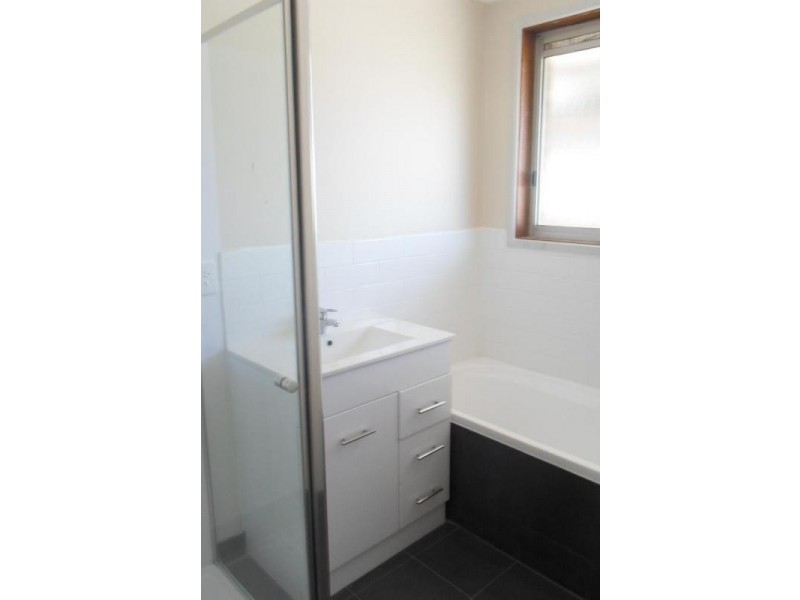 20 Ransom Avenue, Altona VIC 3018