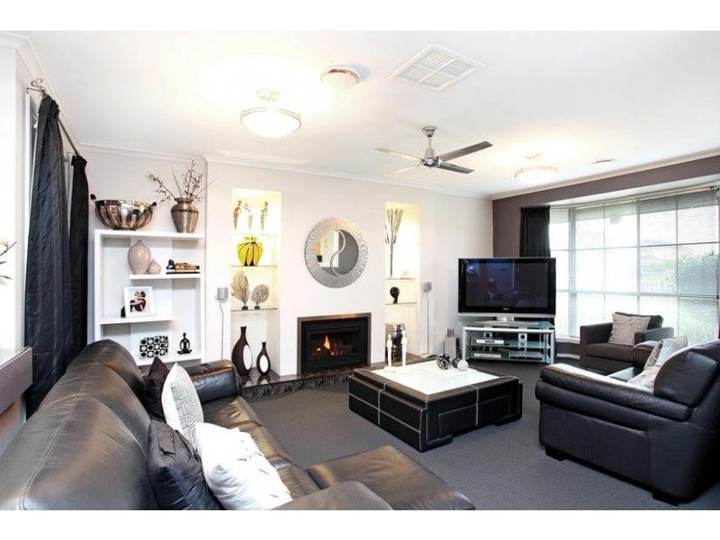 49 Balaclava Avenue, Altona Meadows VIC 3028