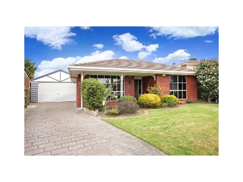 17 Taegtow Way, Altona Meadows VIC 3028