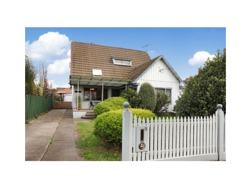5 Romawi Street, Altona VIC 3018