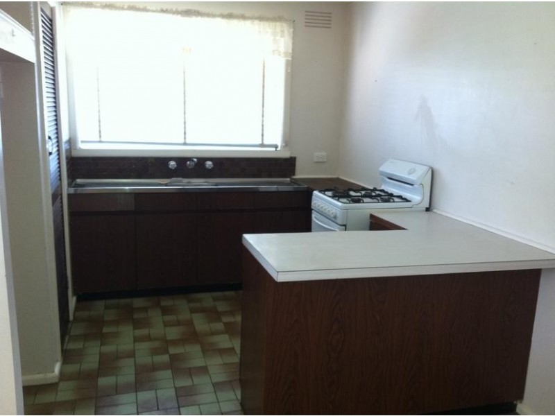 42 Waters Drive, Altona VIC 3018