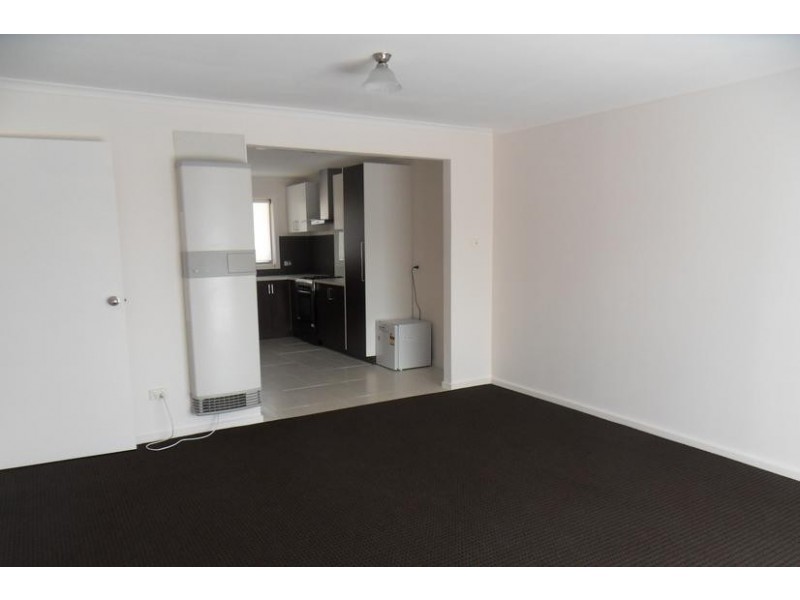 4/27 Bruce Street South, Altona Meadows VIC 3028