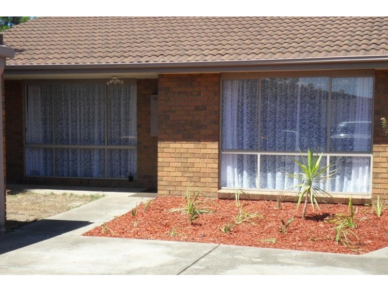 4/27 Bruce Street South, Altona Meadows VIC 3028