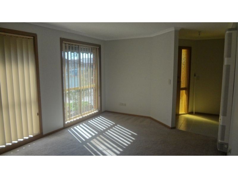 1/11 Langhorne Street, Altona Meadows VIC 3028