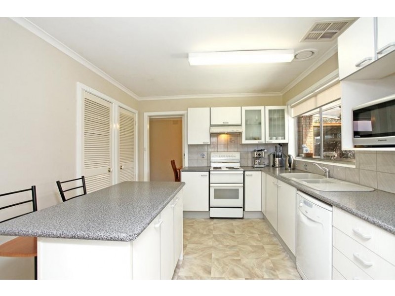 57 Simmons Drive, Altona VIC 3018