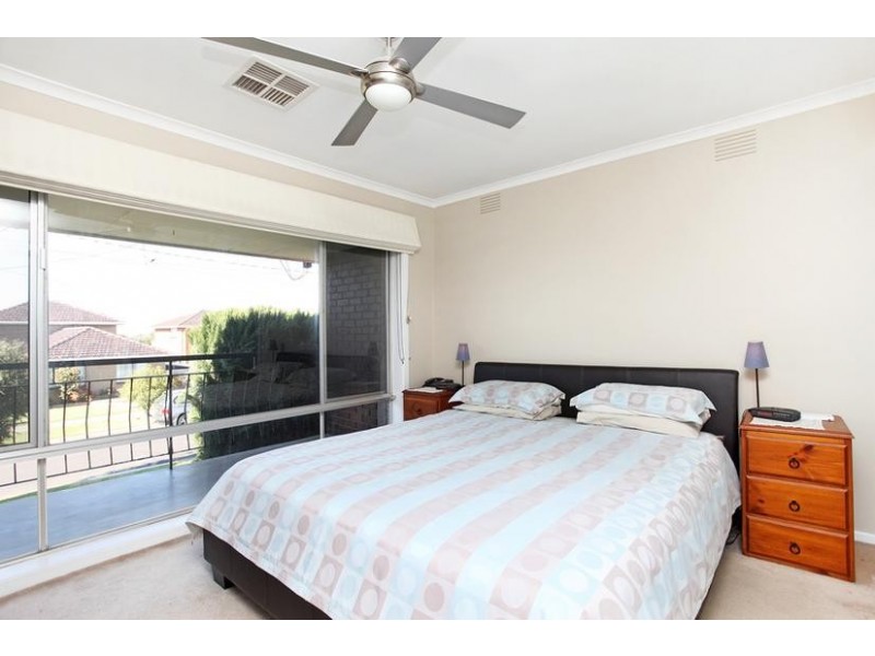 57 Simmons Drive, Altona VIC 3018