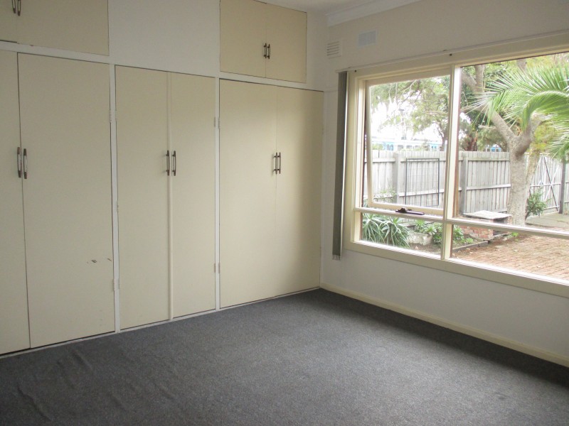 2 High Street, Seaholme VIC 3018