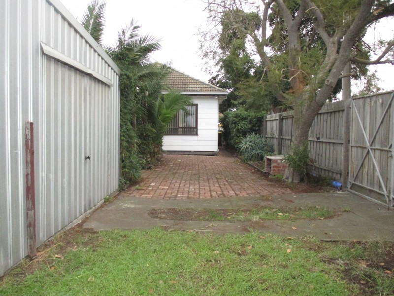 2 High Street, Seaholme VIC 3018