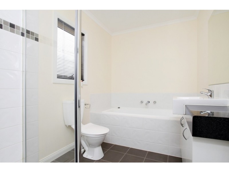 53 Strezlecki Gve, Altona Meadows VIC 3028