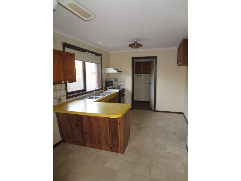 19 Langhorne Street, Altona Meadows VIC 3028