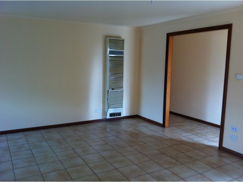 2/3 Groome Court, Altona Meadows VIC 3028