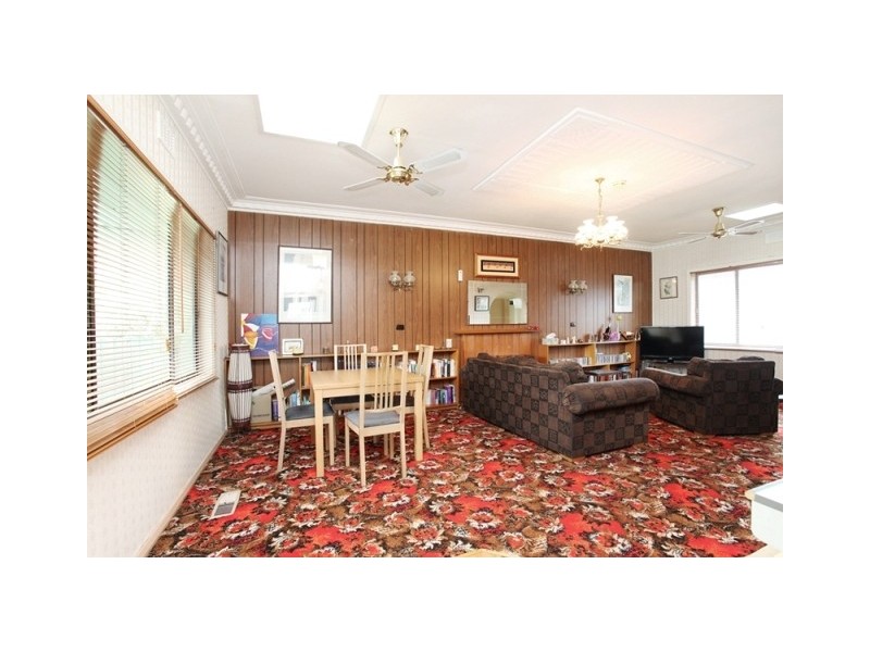 5 Romawi Street, Altona VIC 3018