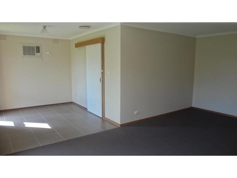 12 O’Shannessy Court, Altona Meadows VIC 3028
