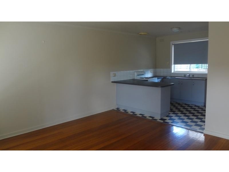 2/133 Alma Avenue, Laverton VIC 3028