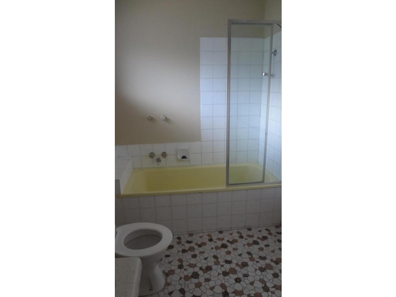 2/133 Alma Avenue, Laverton VIC 3028