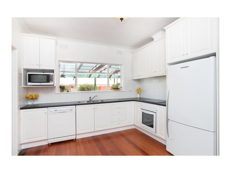 23 Greive Parade, Altona VIC 3018