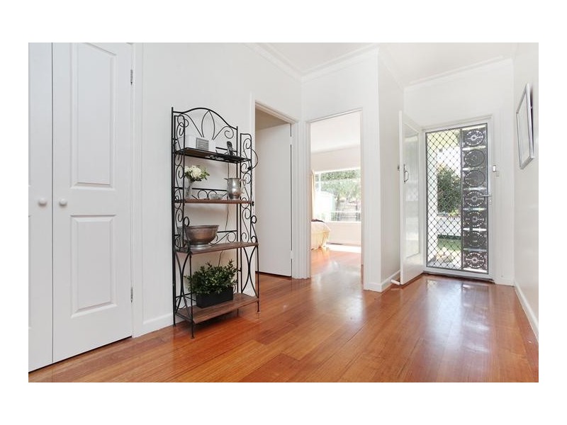 23 Greive Parade, Altona VIC 3018