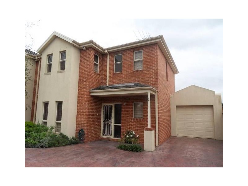 2/1 Rose Street, Altona VIC 3018