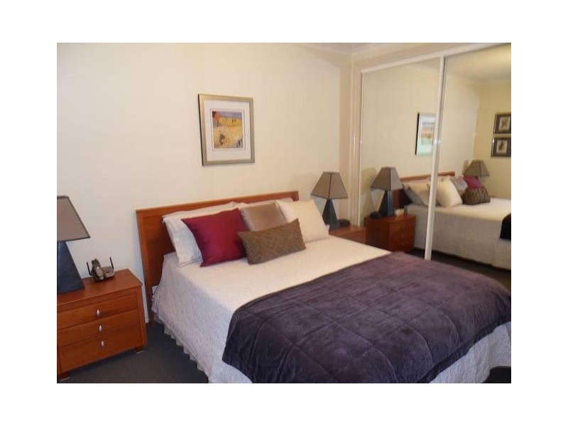 2/1 Rose Street, Altona VIC 3018