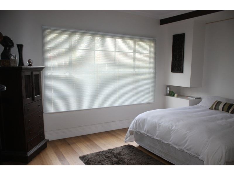 21 Delmont Avenue, Altona VIC 3018