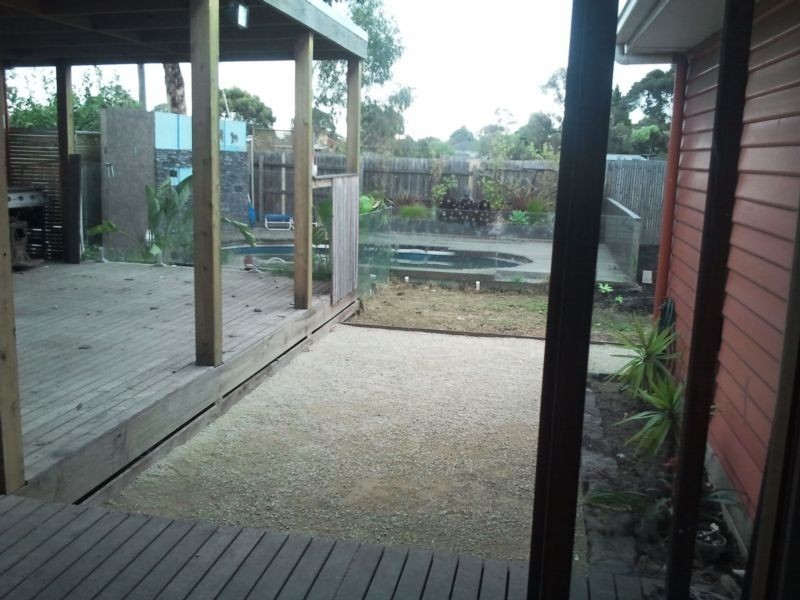 21 Delmont Avenue, Altona VIC 3018