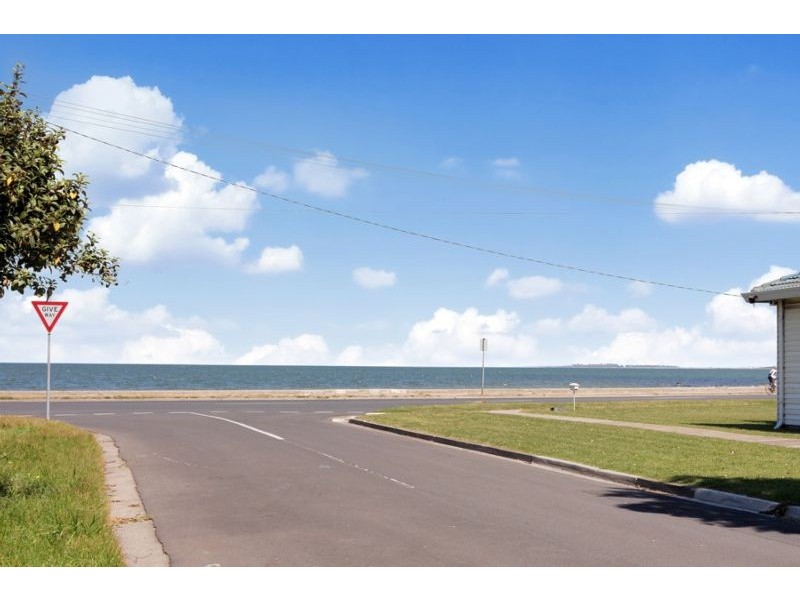 2A Seves Street, Altona VIC 3018