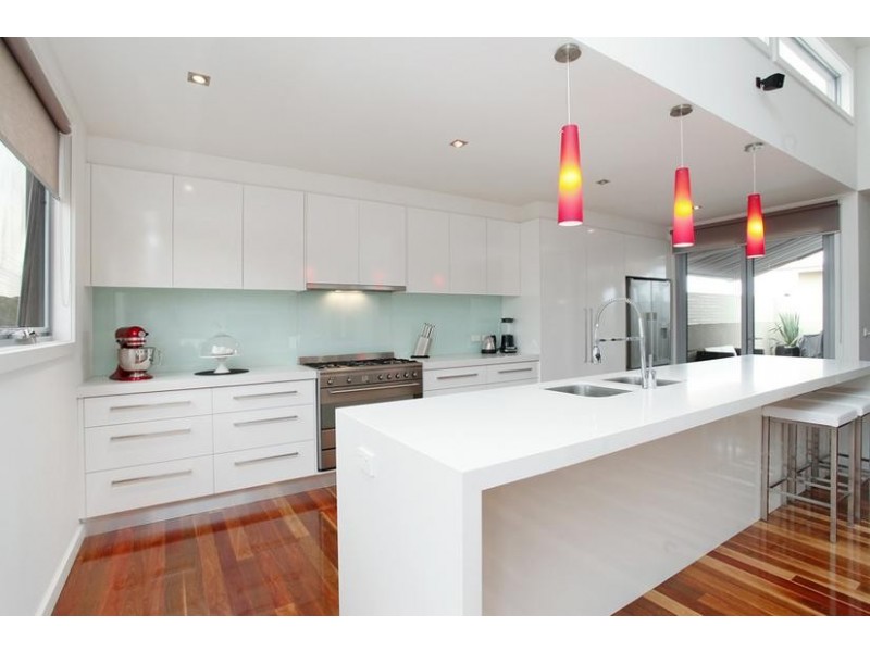 1/8 Webb Street, Altona VIC 3018