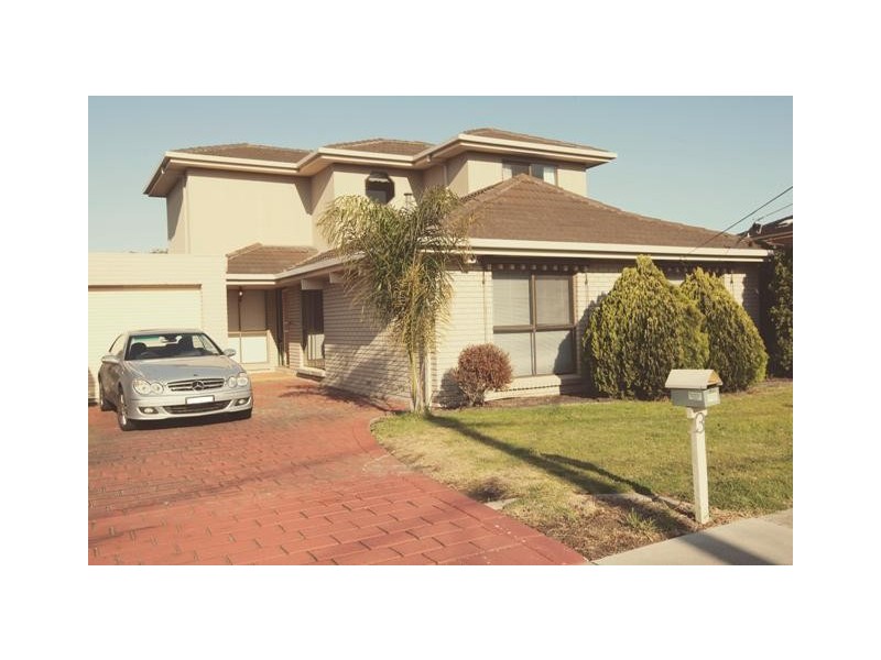 3 Ocean Court, Altona Meadows VIC 3028