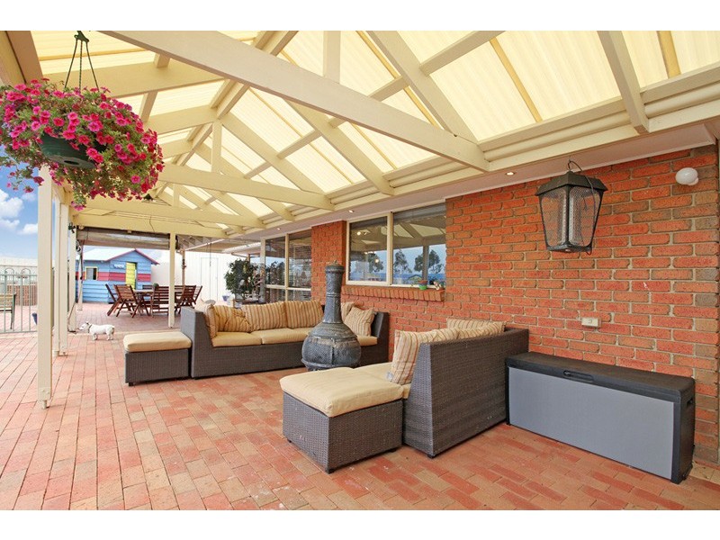 9 Hibiscus Court, Altona Meadows VIC 3028