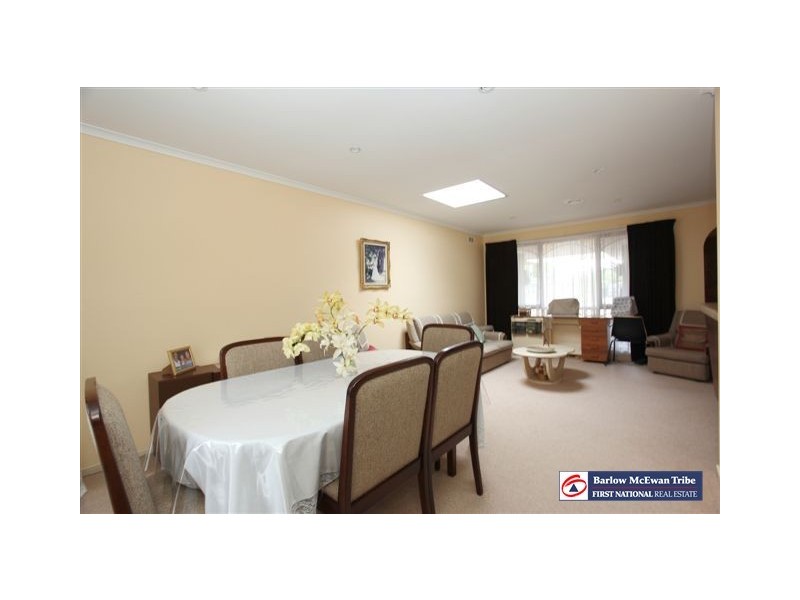 14 Pyramus Place, Altona Meadows VIC 3028