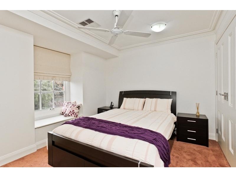 35 Myrtle Grove, Altona VIC 3018