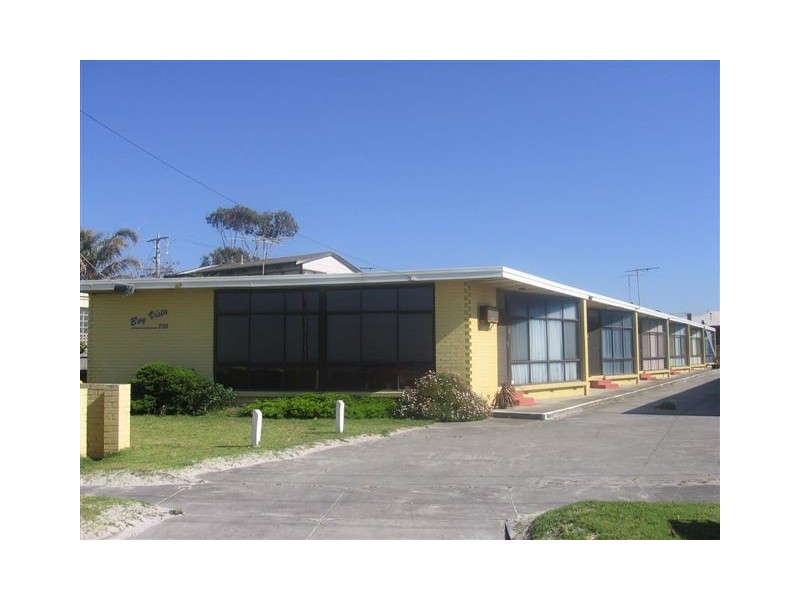 1/239 Esplanade, Altona VIC 3018