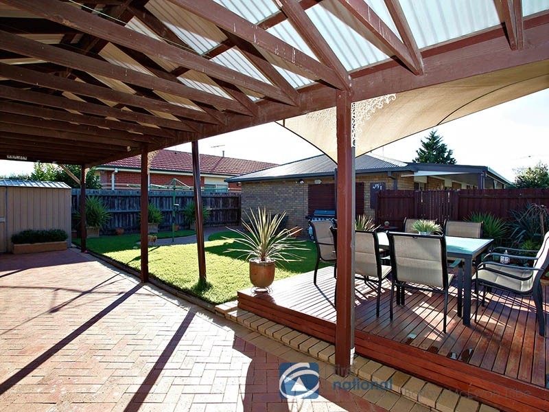 14 Trafalgar Avenue, Altona Meadows VIC 3028