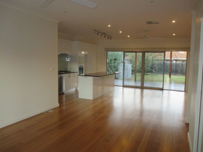 1 Robin Street, Altona VIC 3018