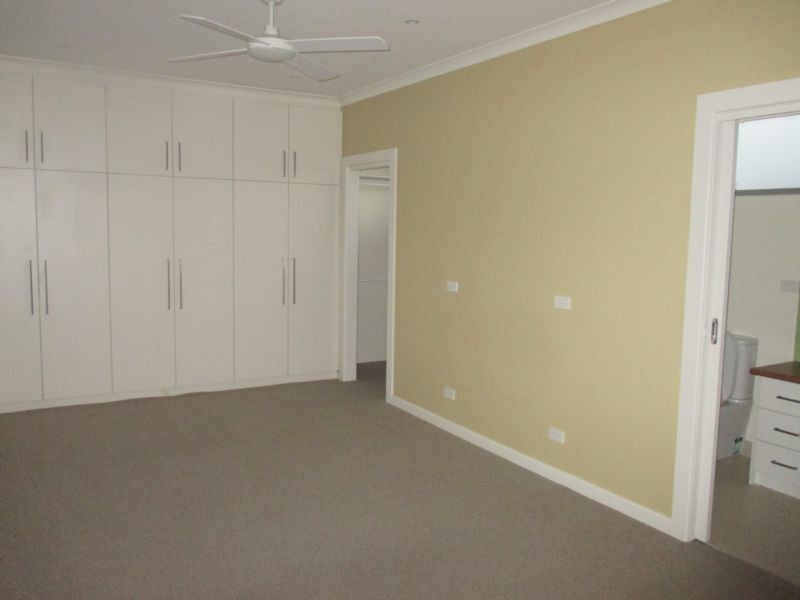 1 Robin Street, Altona VIC 3018