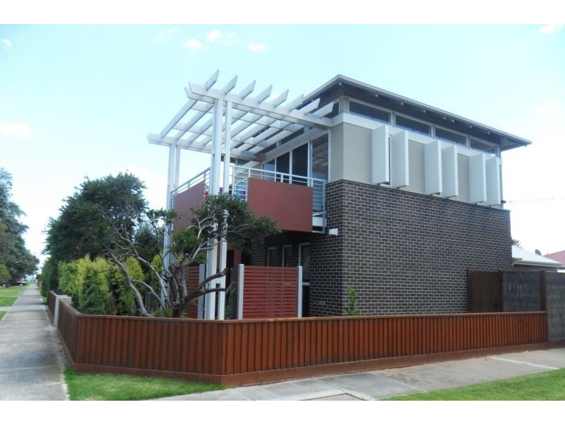 13 Mount Street, Altona VIC 3018