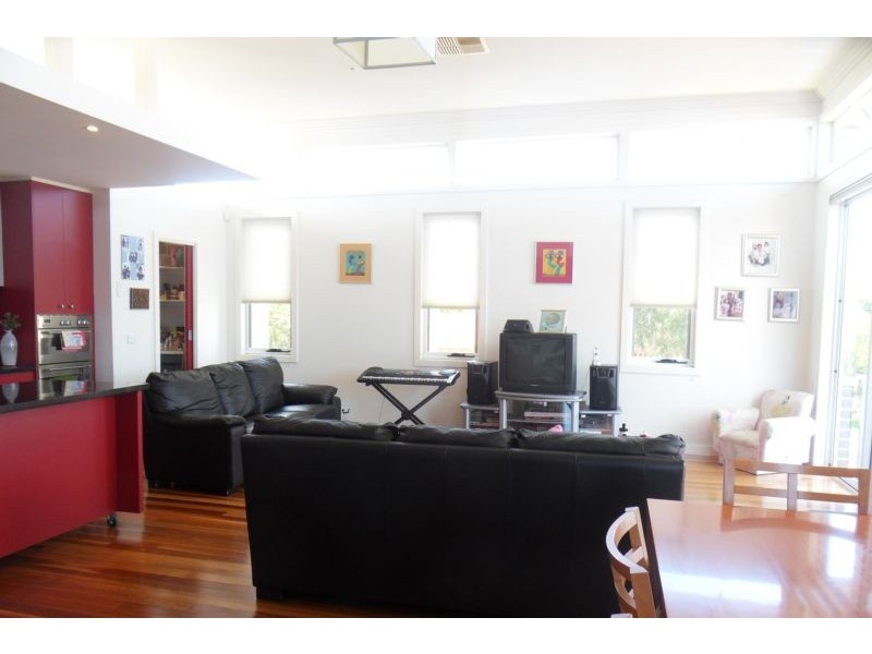 13 Mount Street, Altona VIC 3018