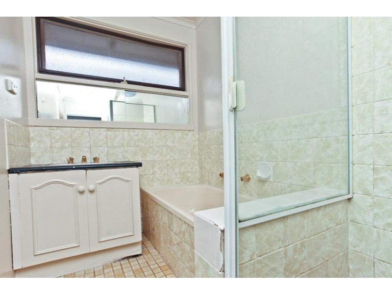 72 Merton Street, Altona Meadows VIC 3028