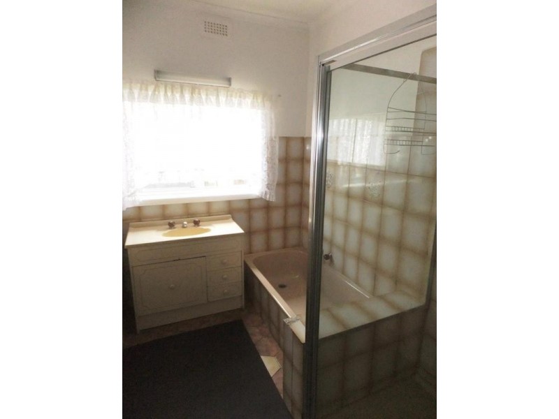 20 Curlew Avenue, Altona VIC 3018