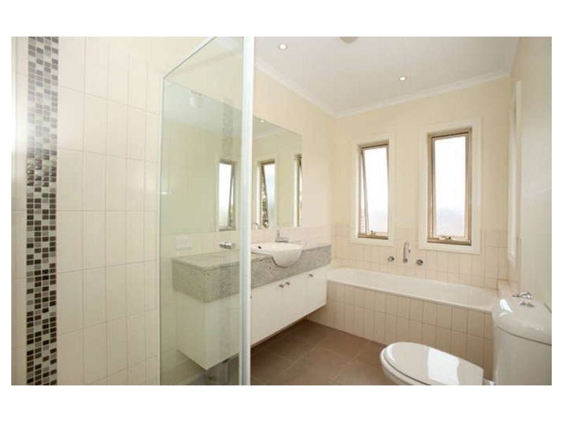 1/8 Rayner Street, Altona VIC 3018