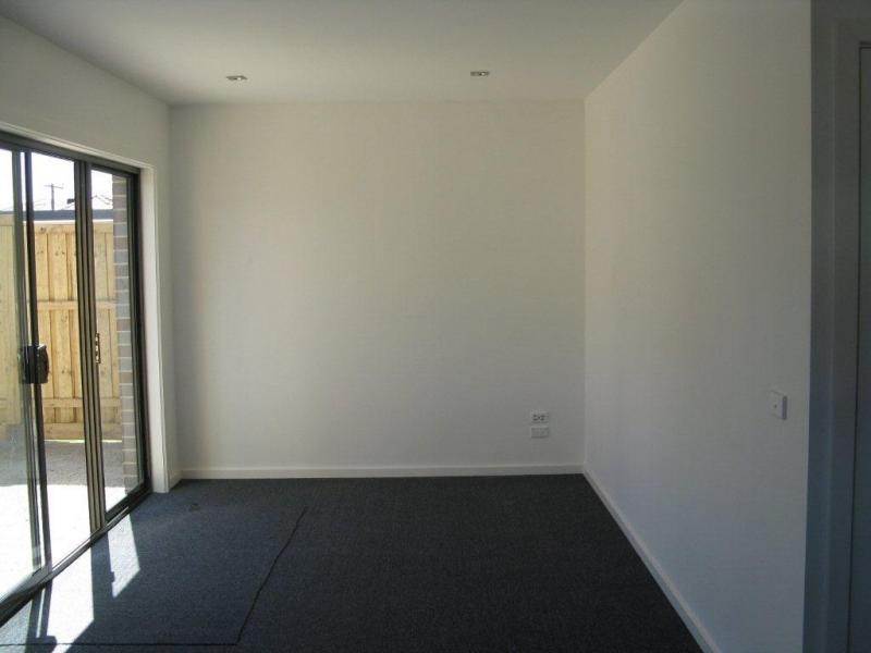 1/185-189 Millers Road, Altona North VIC 3025