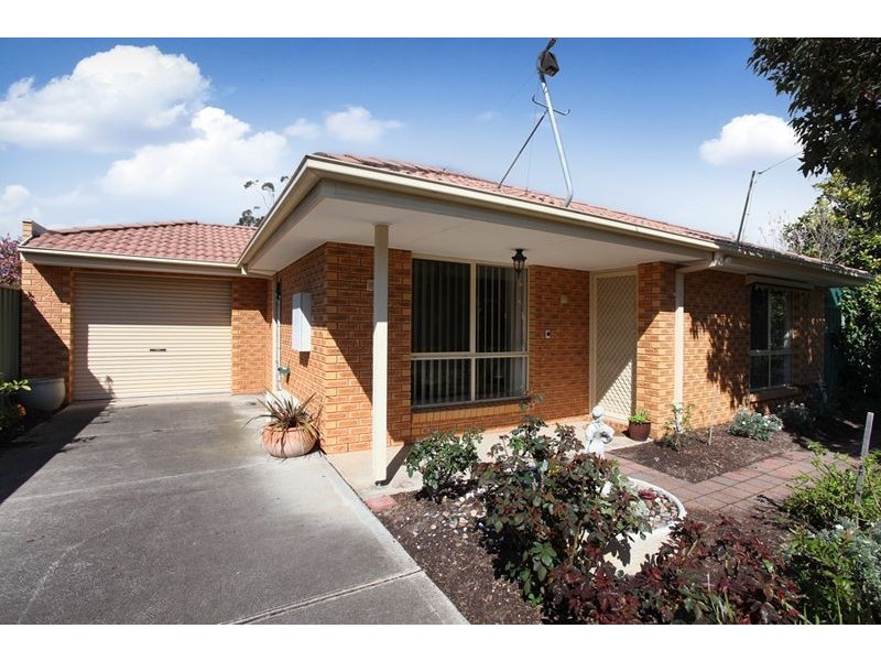 30A Myrtle Grove, Altona VIC 3018