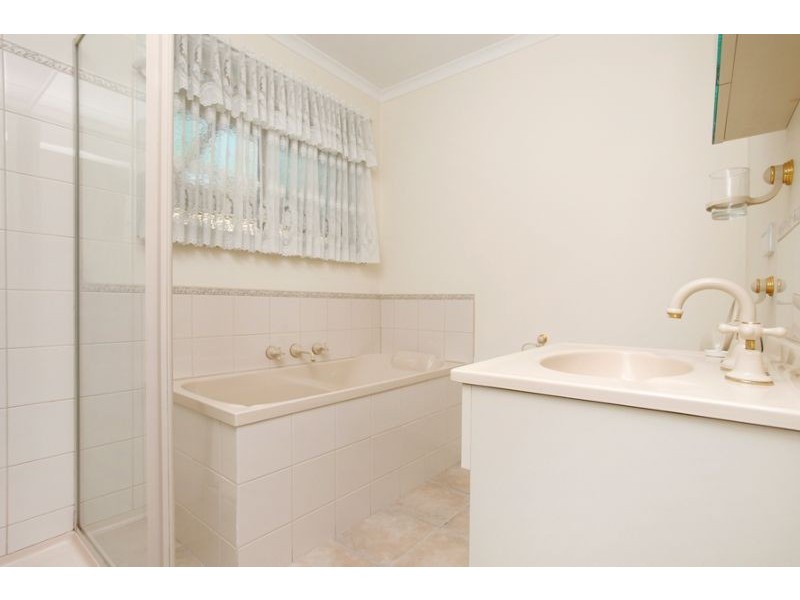 30A Myrtle Grove, Altona VIC 3018