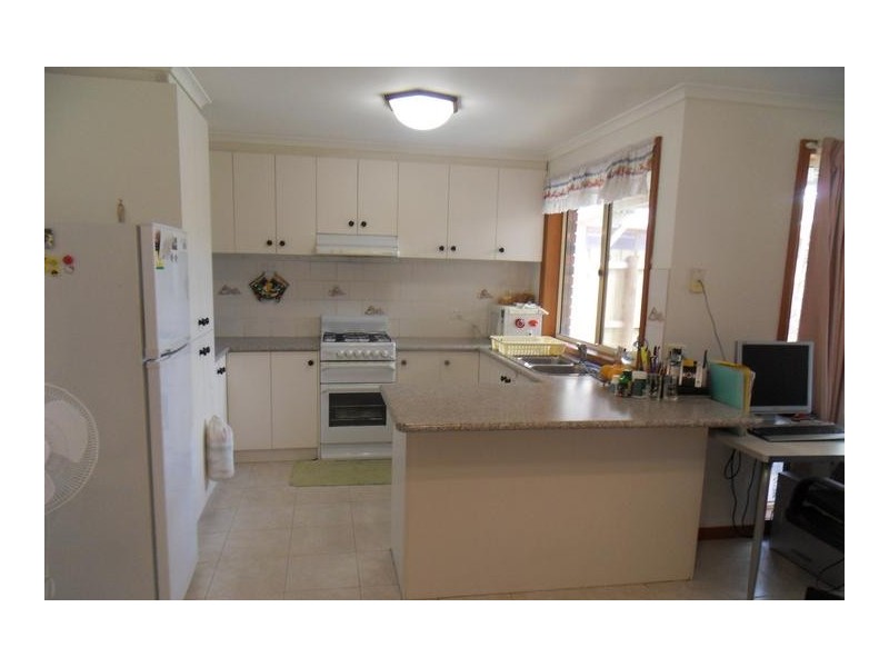 29 Whitehead Court, Altona Meadows VIC 3028