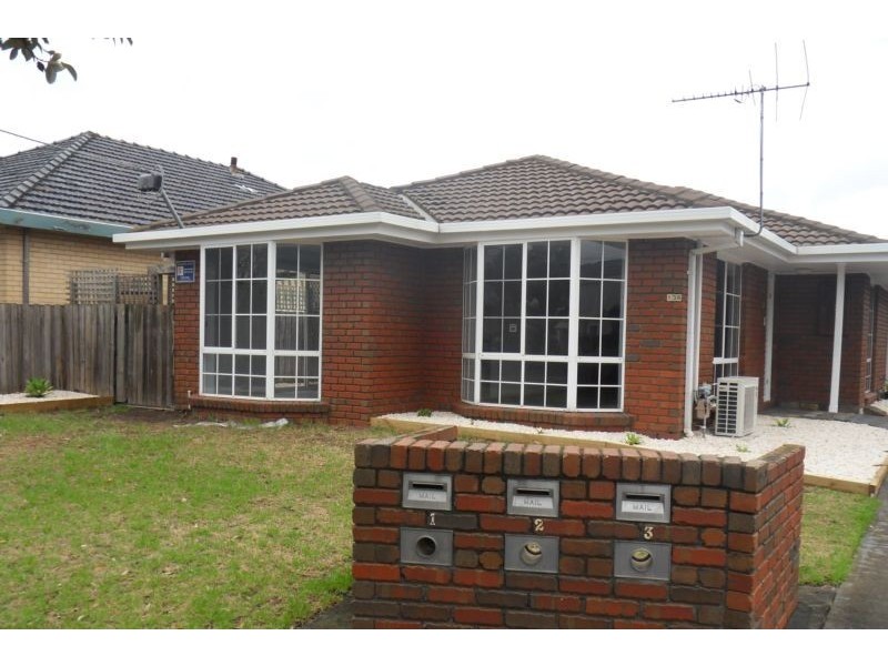1/136 Queen Street, Altona VIC 3018