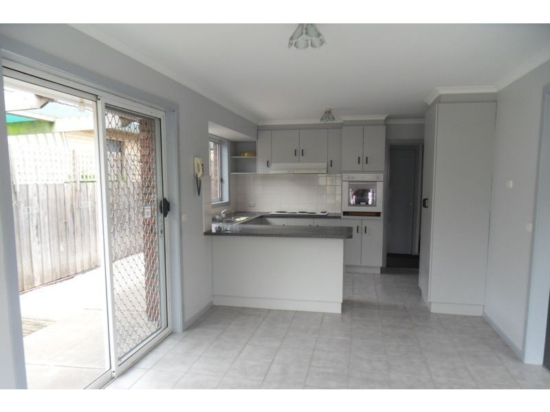 1/136 Queen Street, Altona VIC 3018