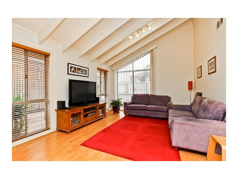 10 William McPherson Crescent, Seabrook VIC 3028